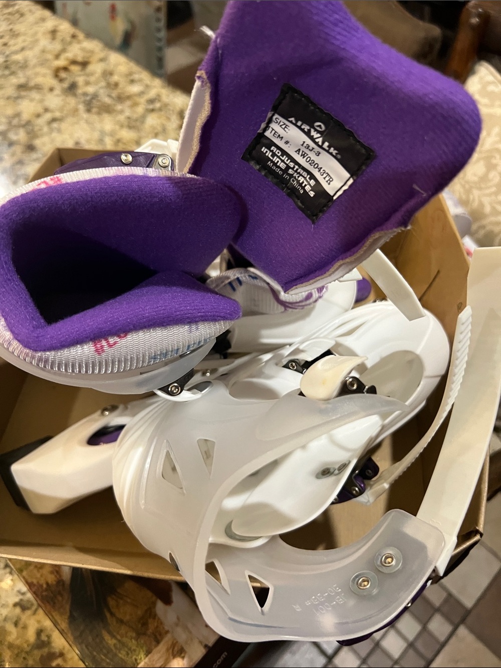 Payless Airwalk Kids skates waterproof / Inline Style in White and Purple